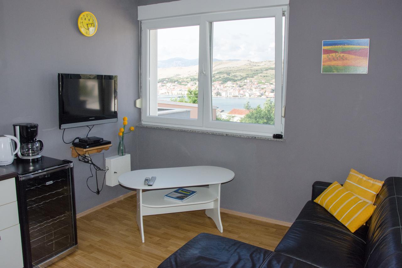 Apartments Sv. Jelena 2 Pag Town Exterior foto