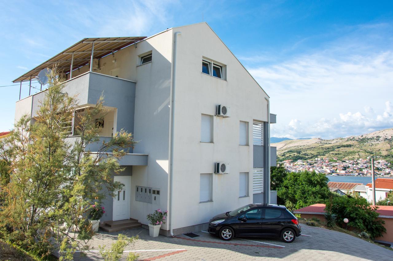 Apartments Sv. Jelena 2 Pag Town Exterior foto
